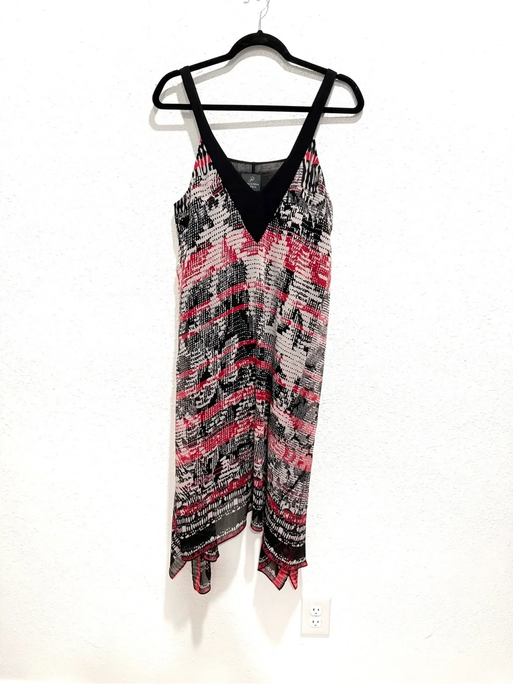 Adrianna Papell preowned sleeveless